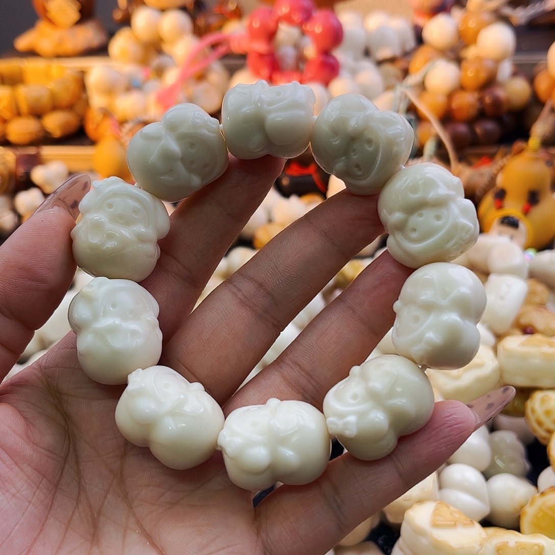 菩提根/象牙果手串美乐蒂微瑕