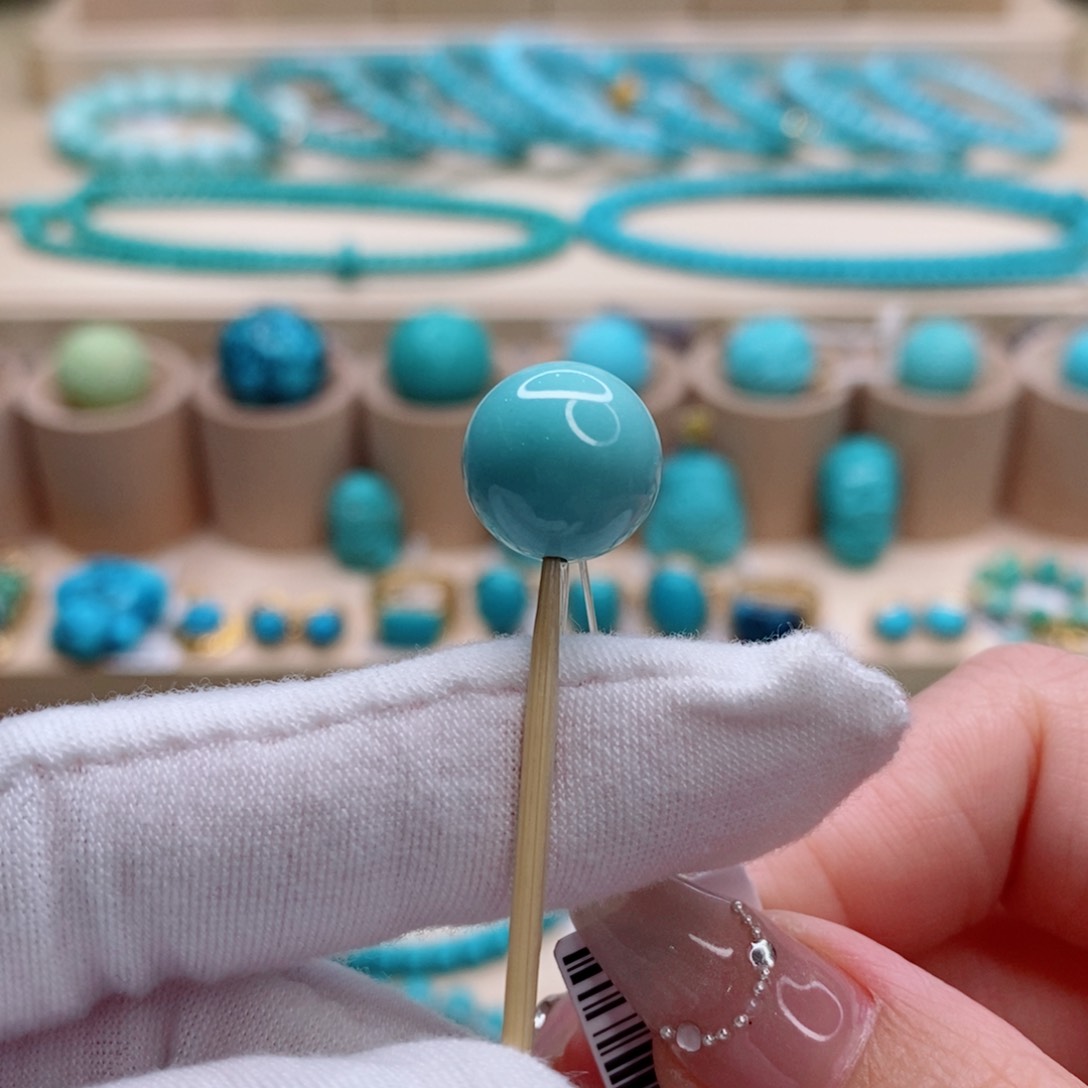 绿松石珠宝奇石18K金镶嵌