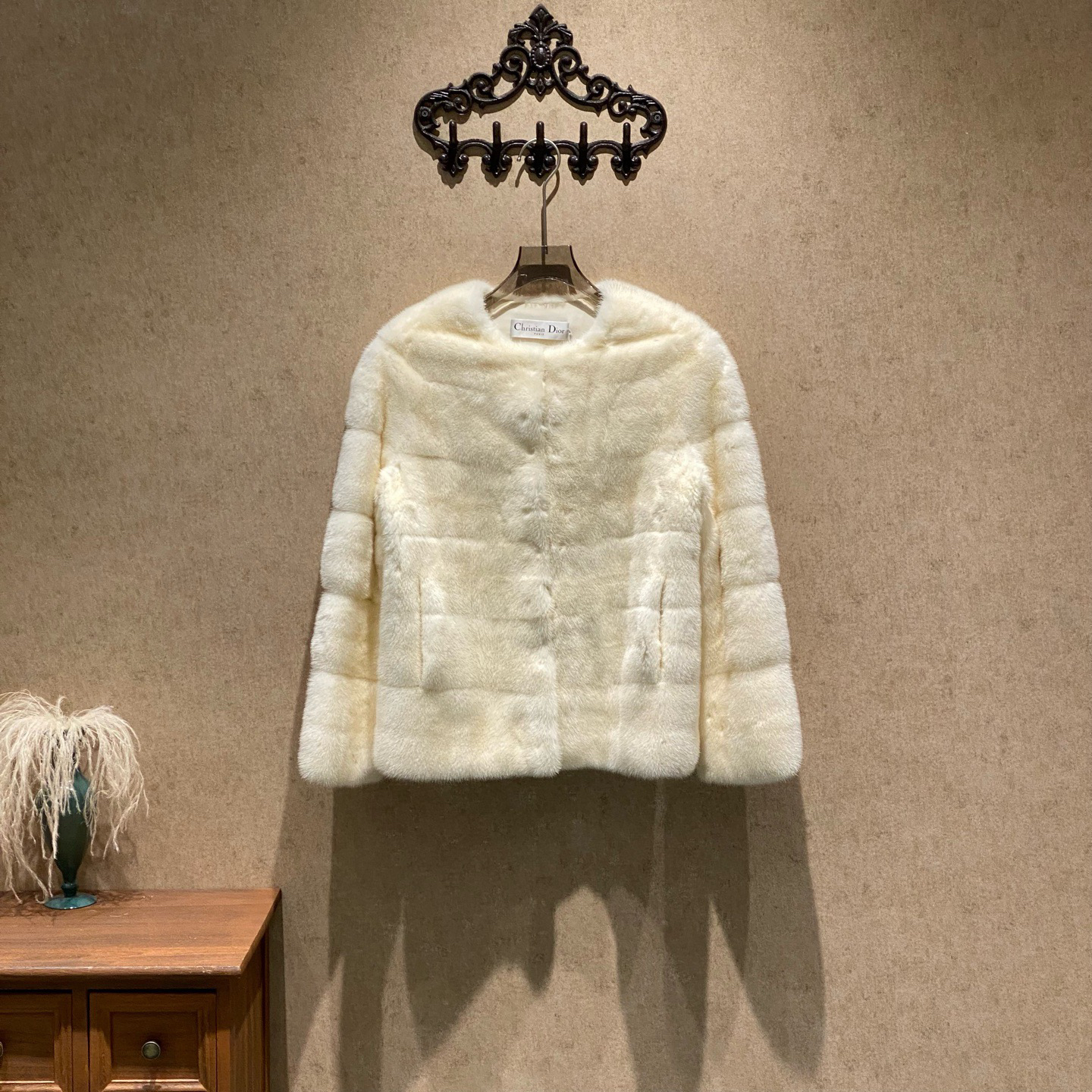 99新 DIOR/迪奥 超高公价白色水貂毛外套/34码/40276