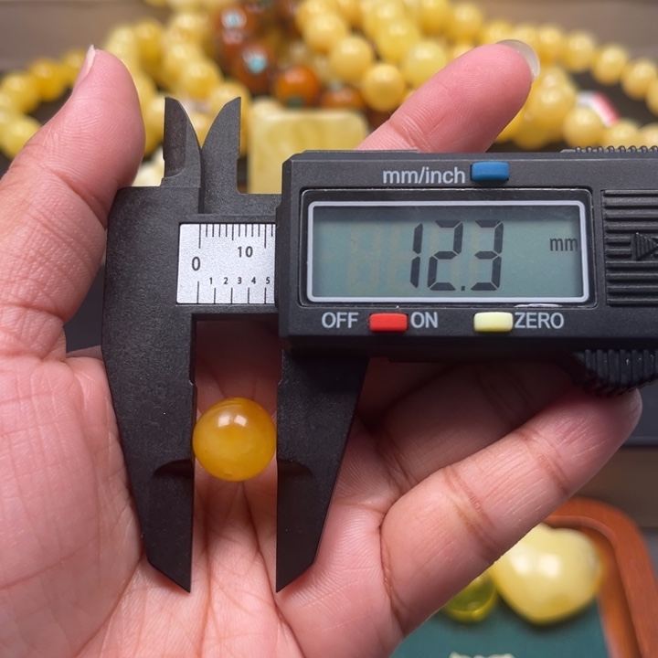 热***茶琥珀未镶嵌珠宝奇石M49号微瑕