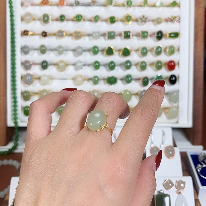 和田玉戒指银S925镀金镶嵌