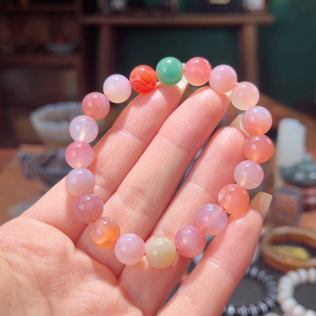 玛瑙/玉髓珠串未镶嵌