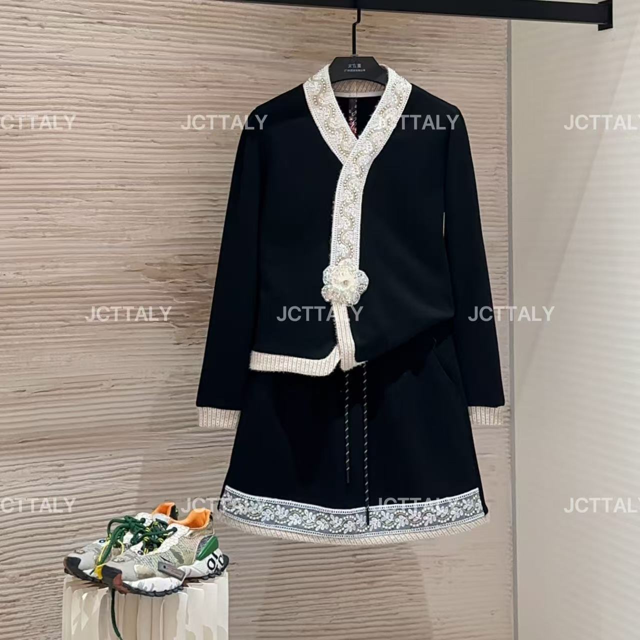 【宠粉价】（加绒）秋冬新款时尚设计师款气质洋气半身裙套装TZ-929