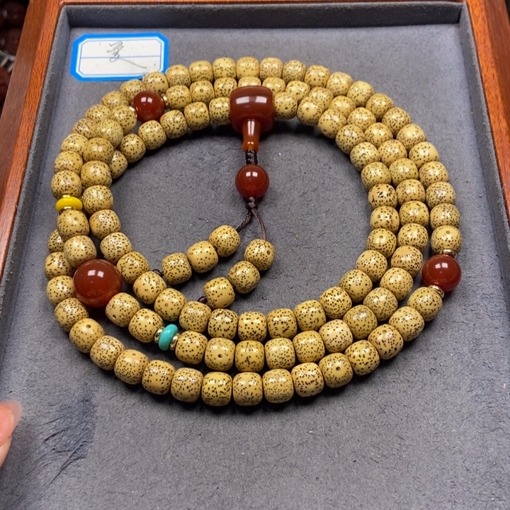 星月菩提吊坠菩提