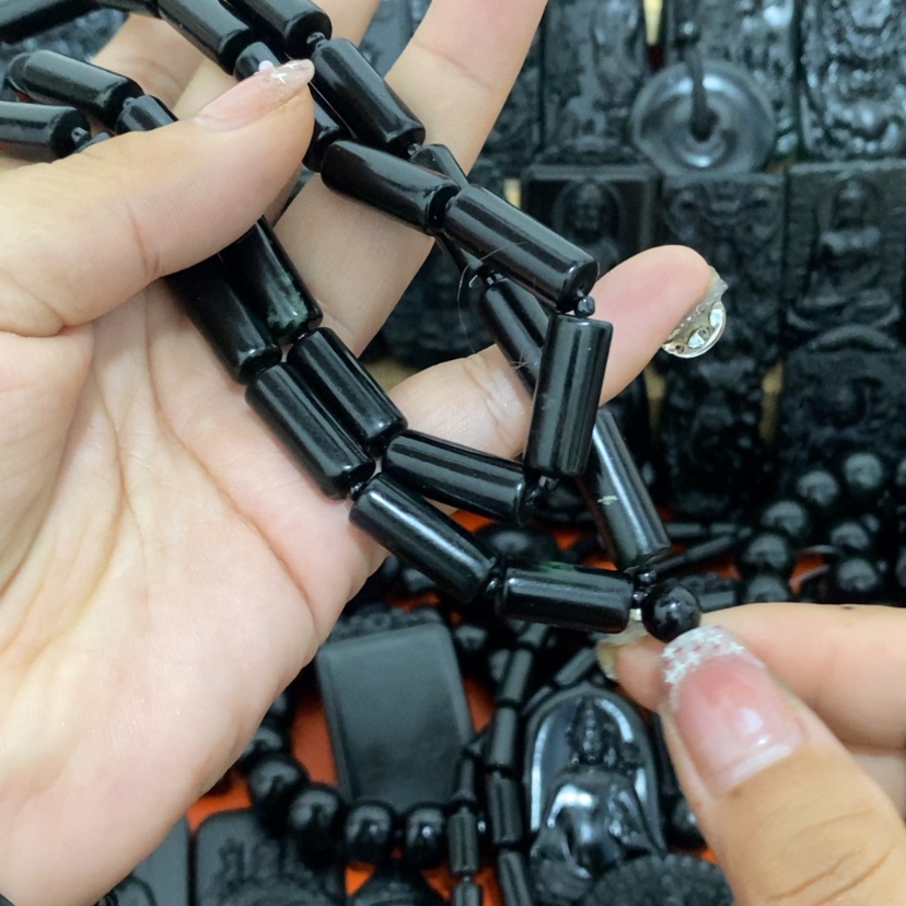 【闪购商品】未镶嵌蛇纹石玉颈饰俏****缝