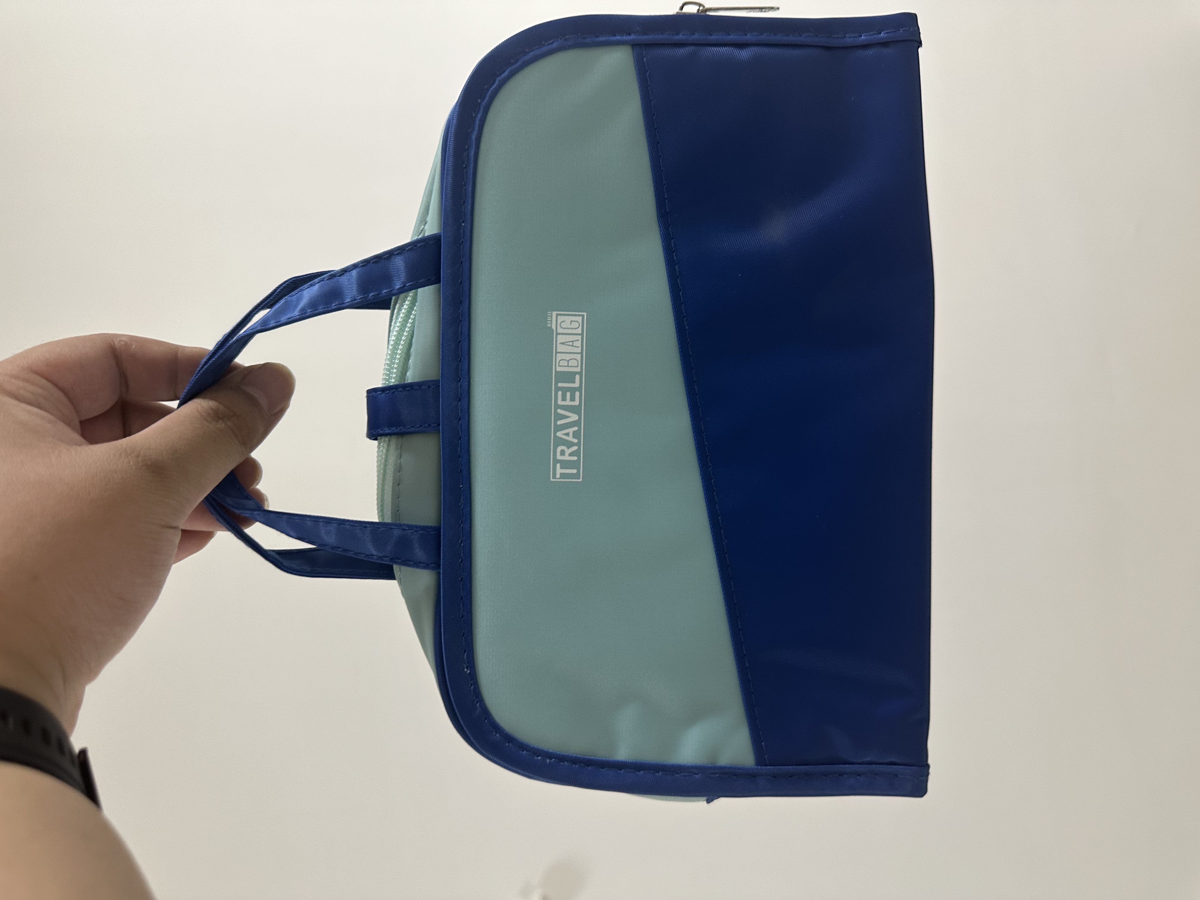 超级好看容量超大化妆包