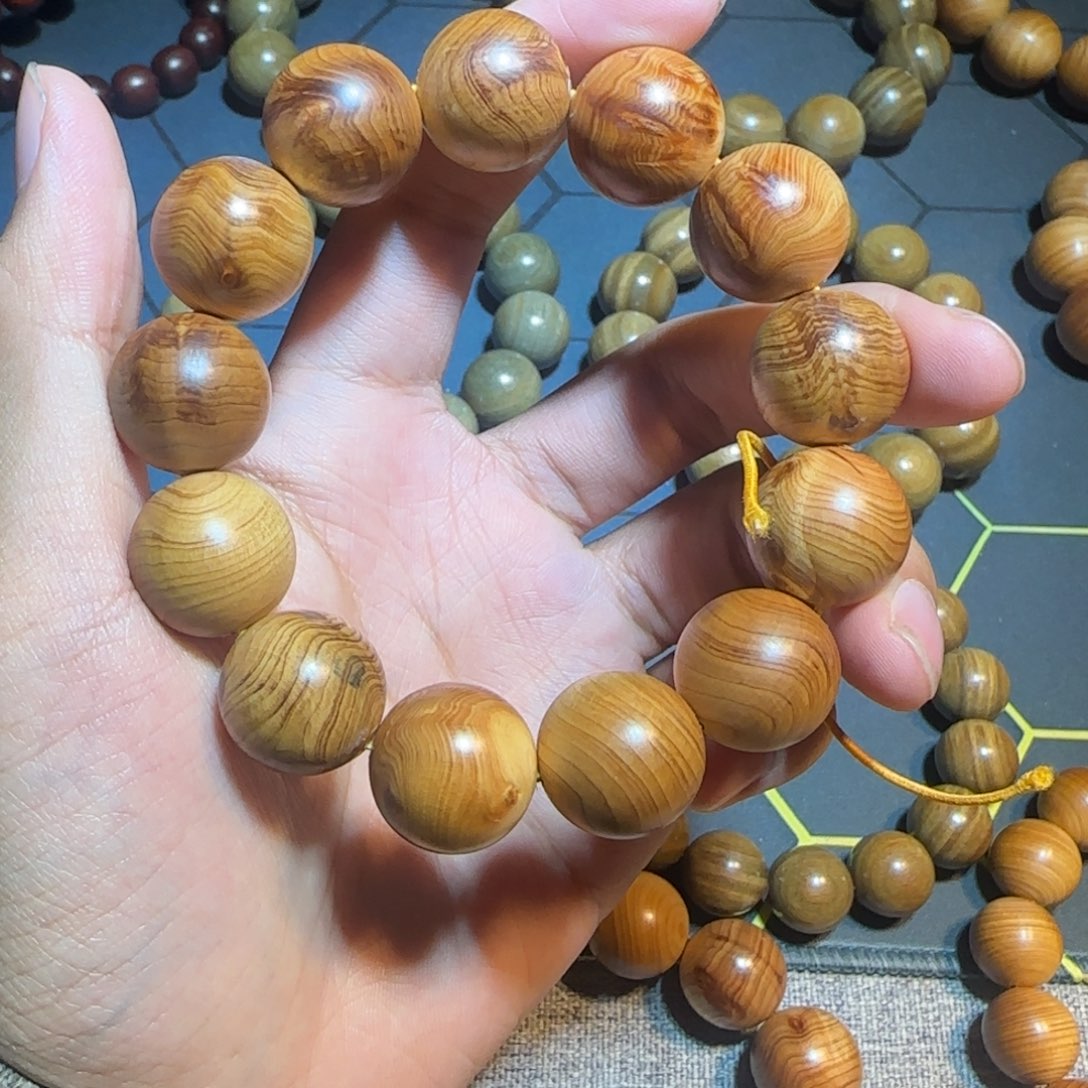 木昌太行崖柏1.8陈化蚂蚁腿