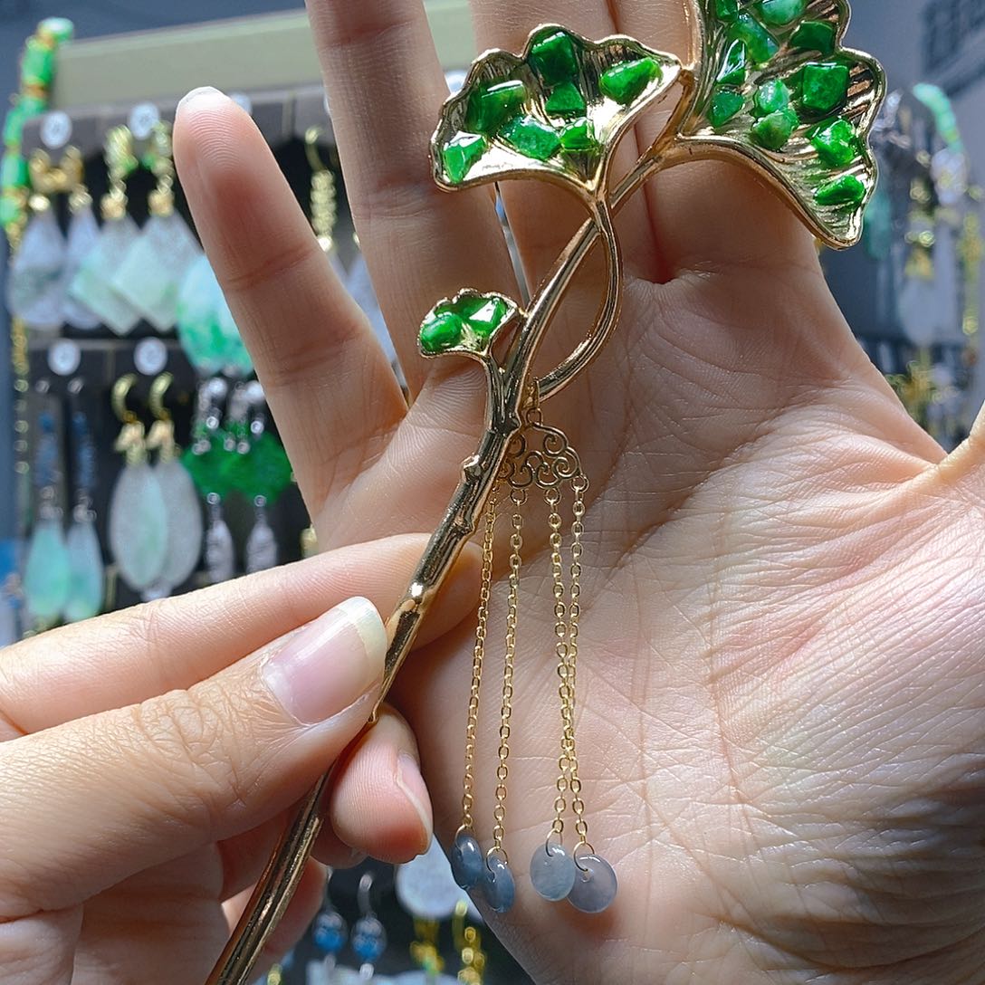 颈饰未镶嵌翡翠翡翠