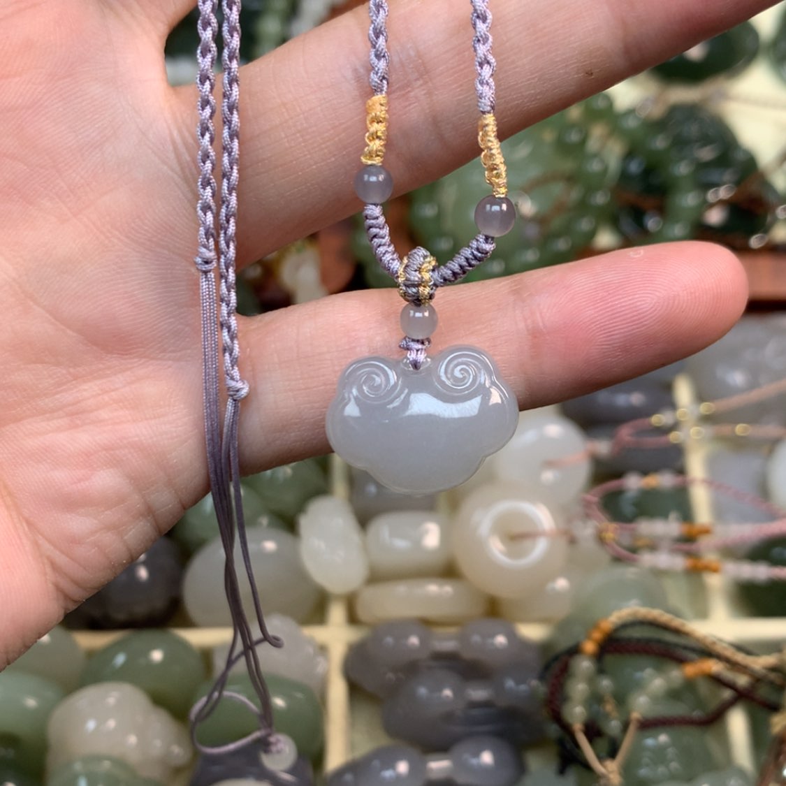 【闪购商品】颈饰未镶嵌和田玉