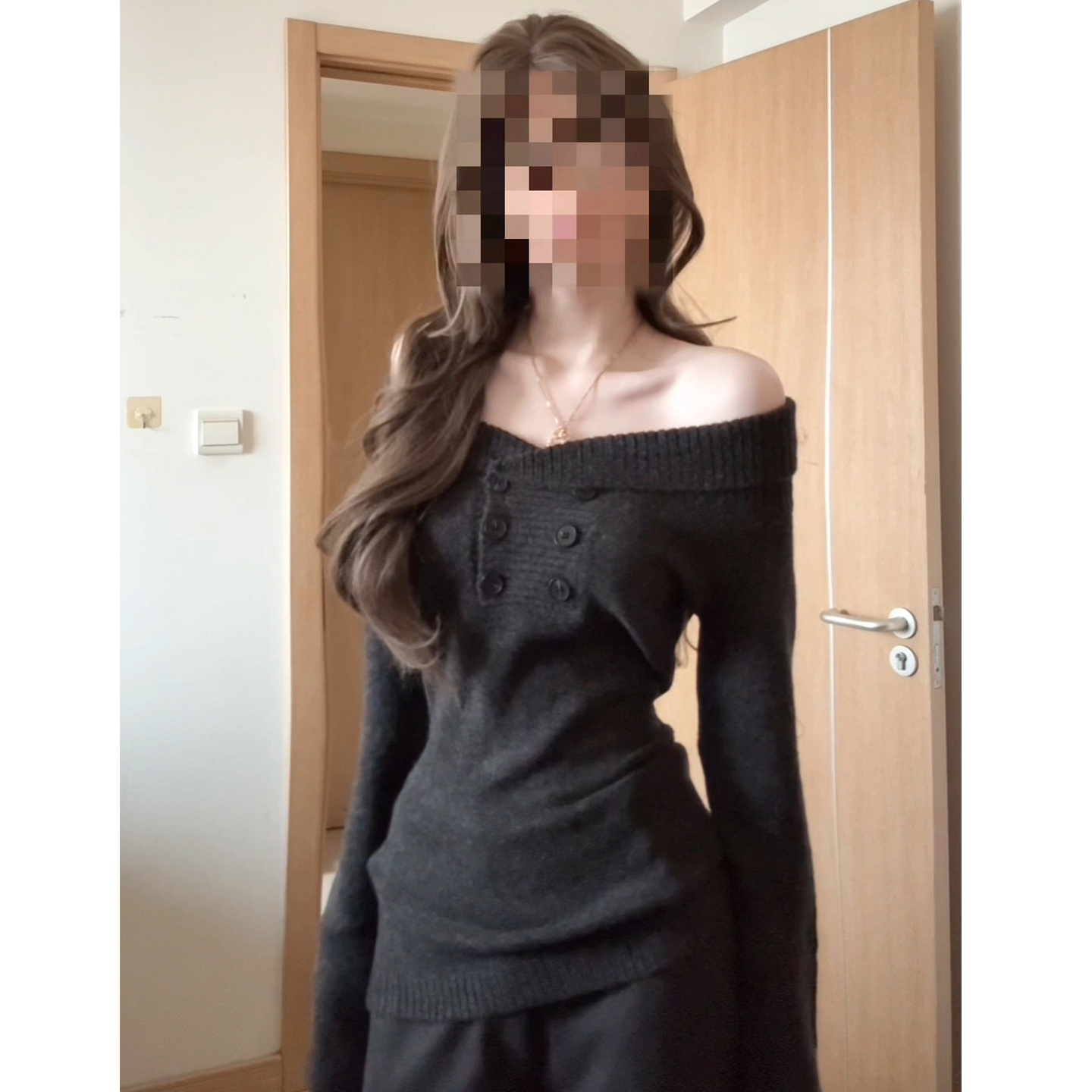 韩系松弛感一字肩针织衫毛衣女秋冬季2025新款宽松慵懒风长袖上衣