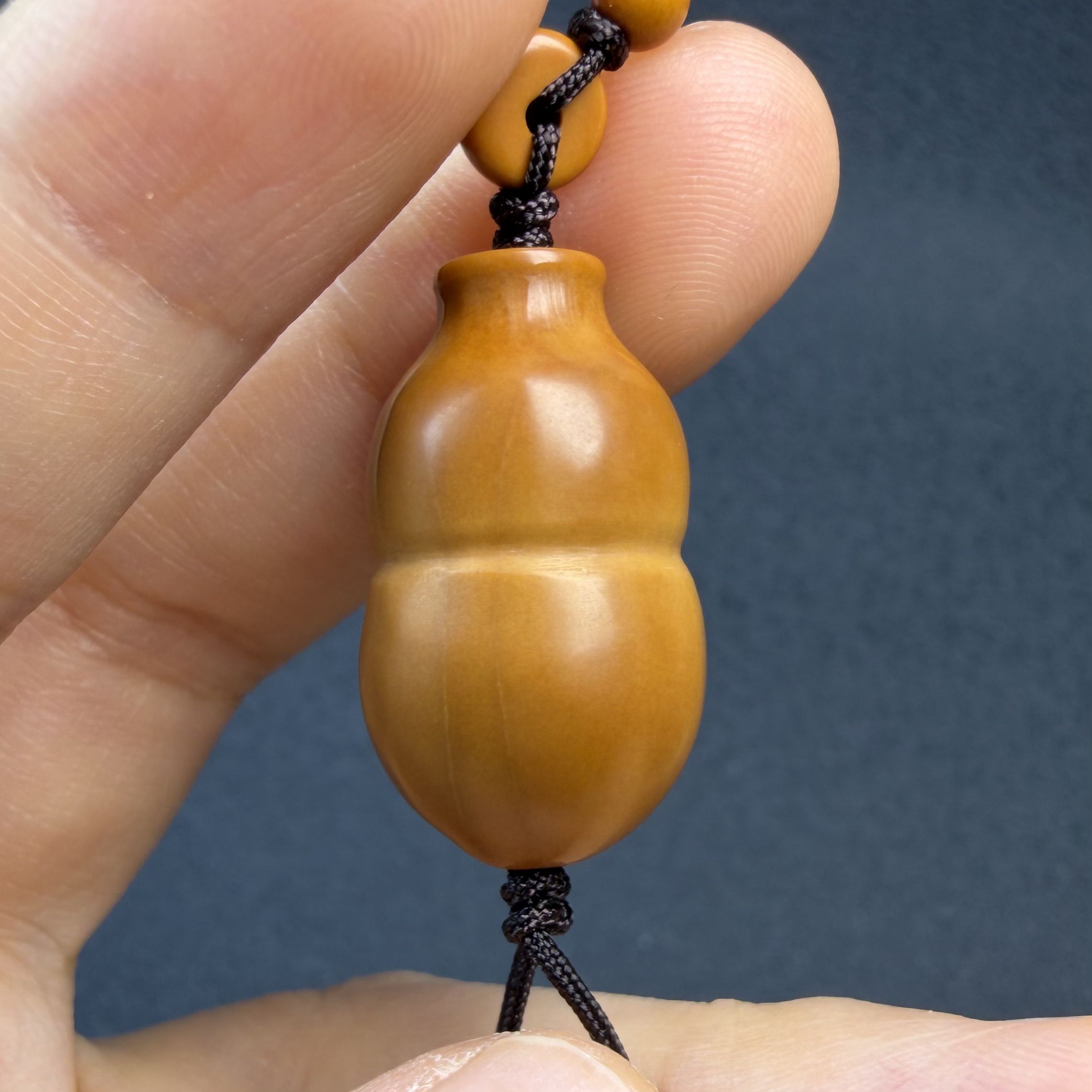 【小男】橄榄核雕葫芦