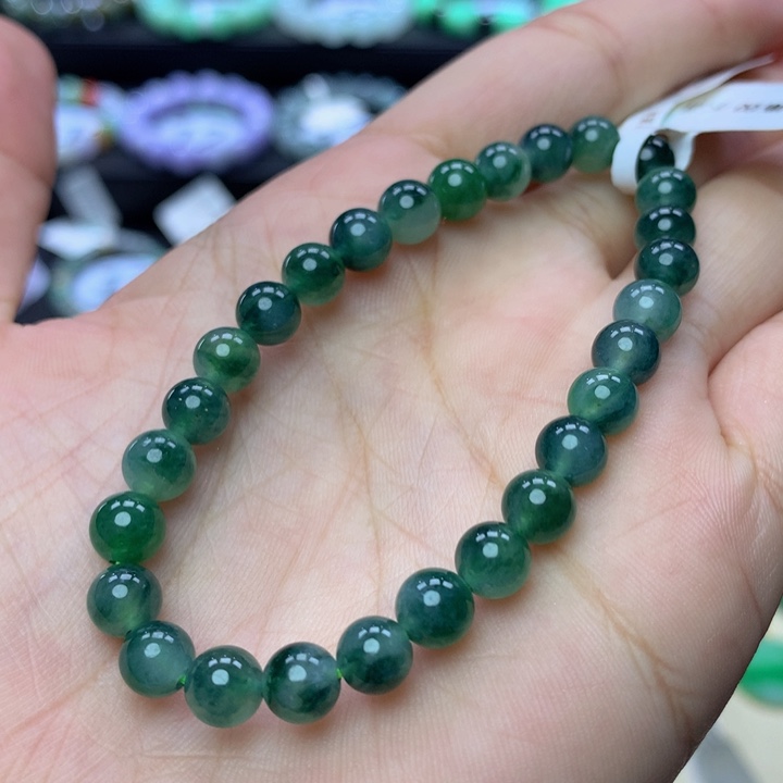 翡翠手链未镶嵌翡翠