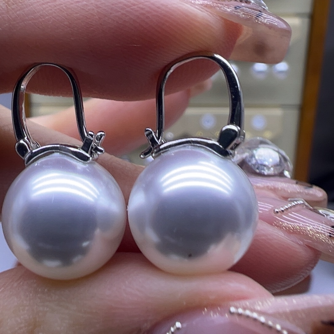 银S925镶嵌耳饰淡水珍珠