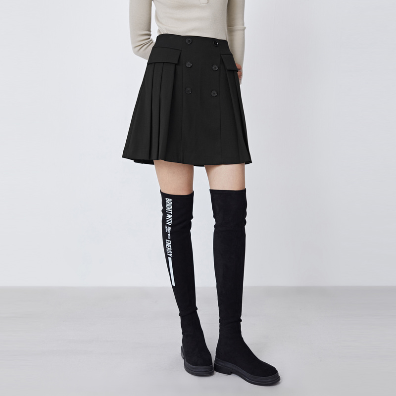 S·DEER圣迪奥女装时尚百搭学院风双排扣抽褶黑色A字短裙S21481303