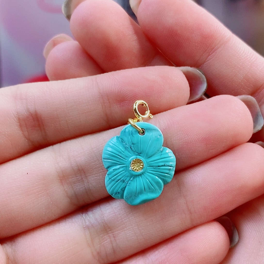 未镶嵌绿松石珠宝奇石