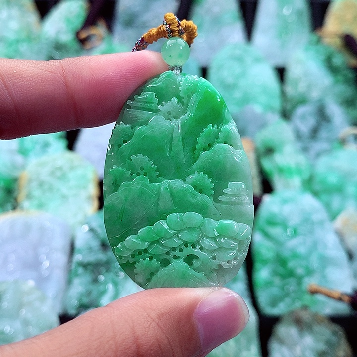 翡翠未镶嵌吊坠(不含链)