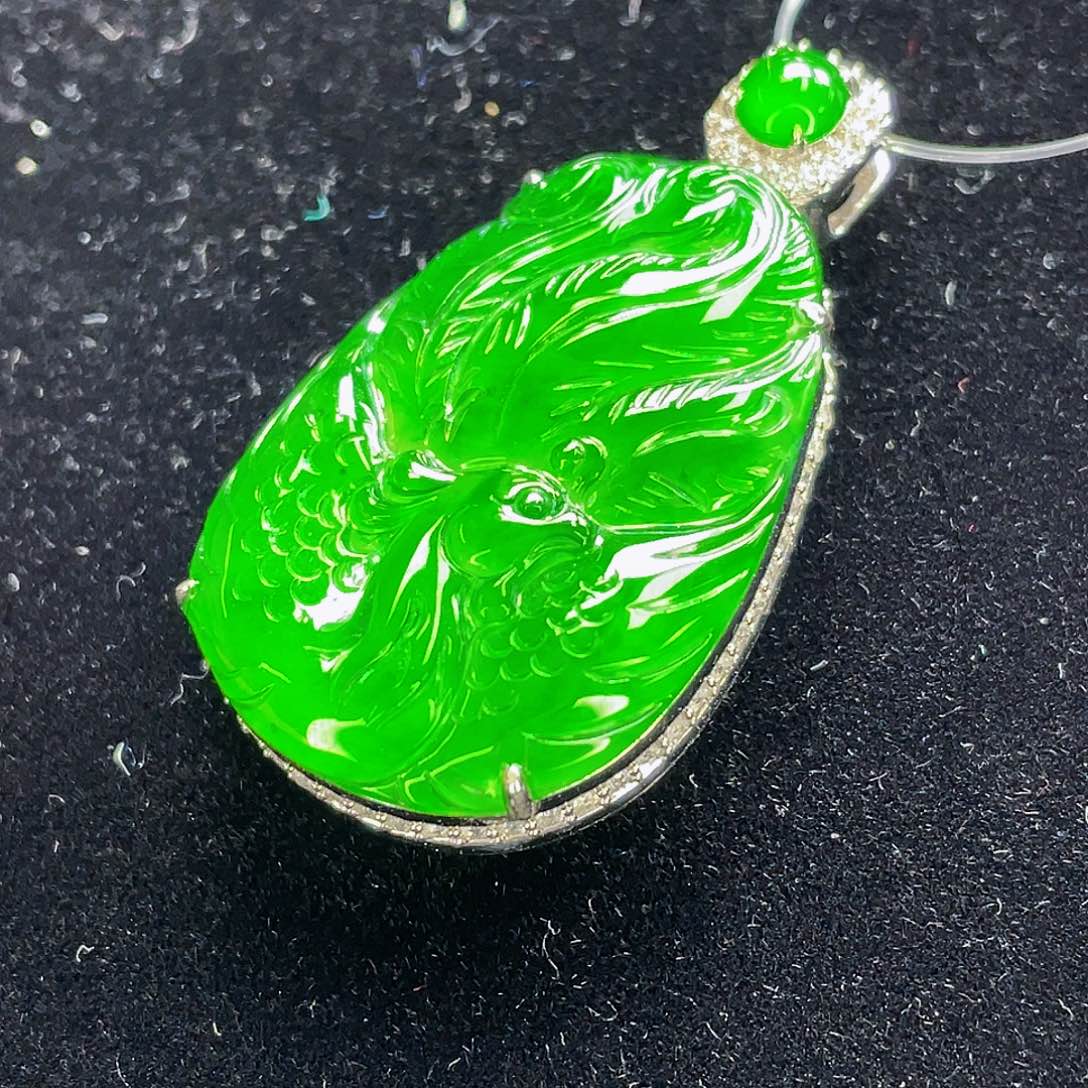 翡翠未镶嵌吊坠(不含链)