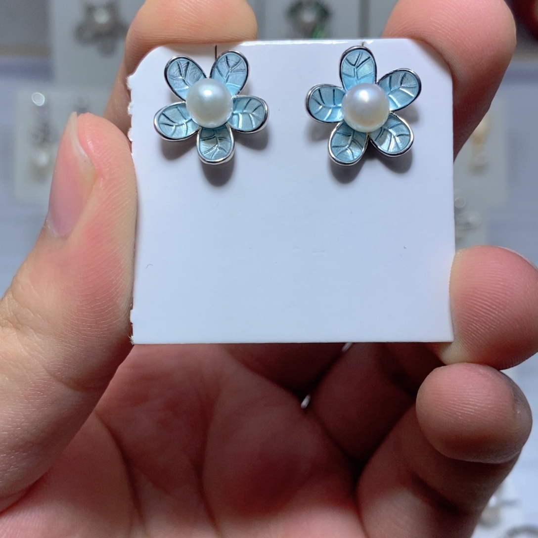 淡水珍珠耳饰未镶嵌