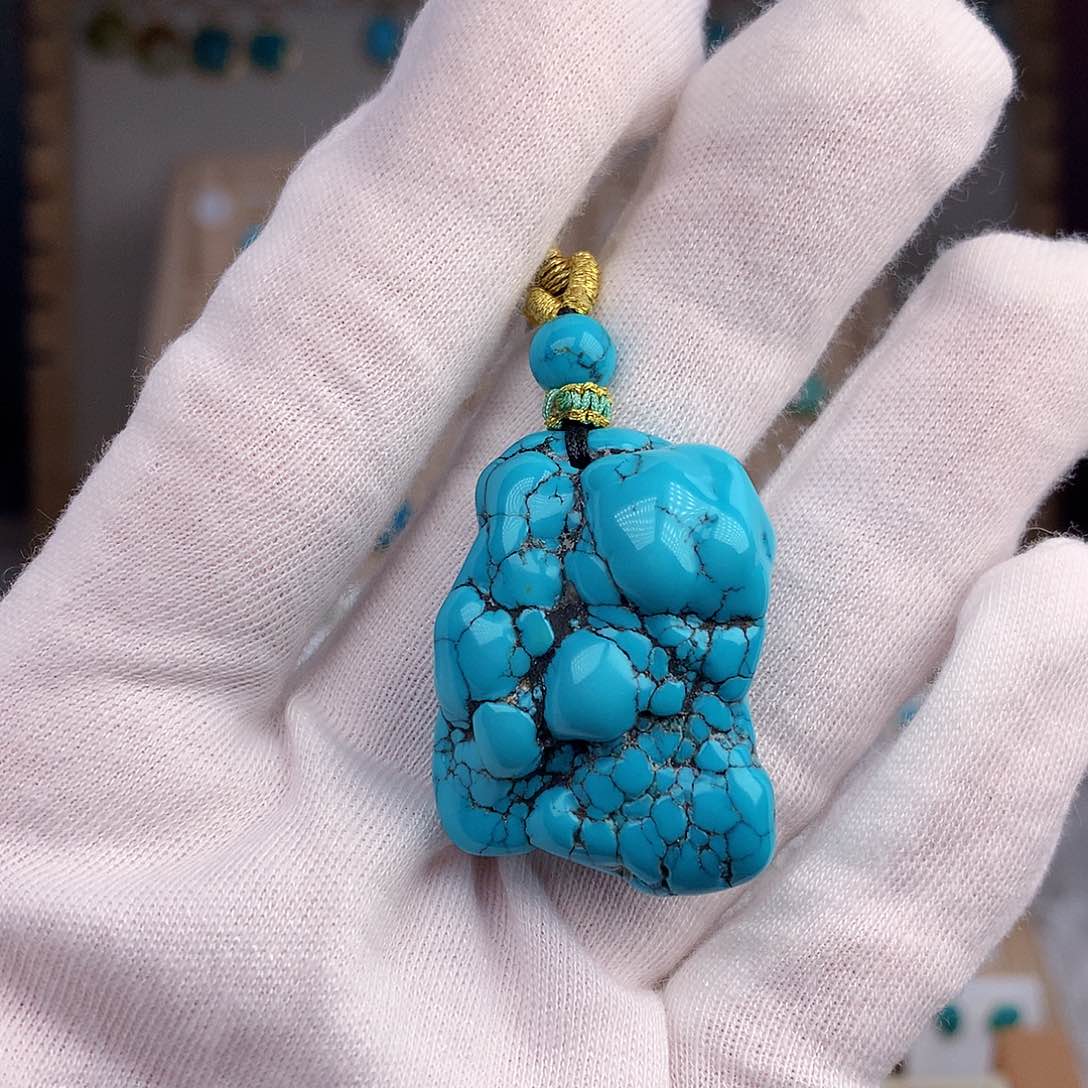 绿松石颈饰未镶嵌