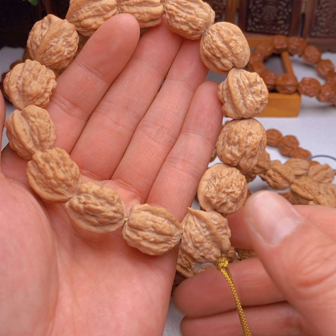 桃核手串分****?蛤蟆头尺寸19三通款