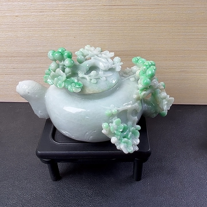 翡翠摆件未镶嵌用****2