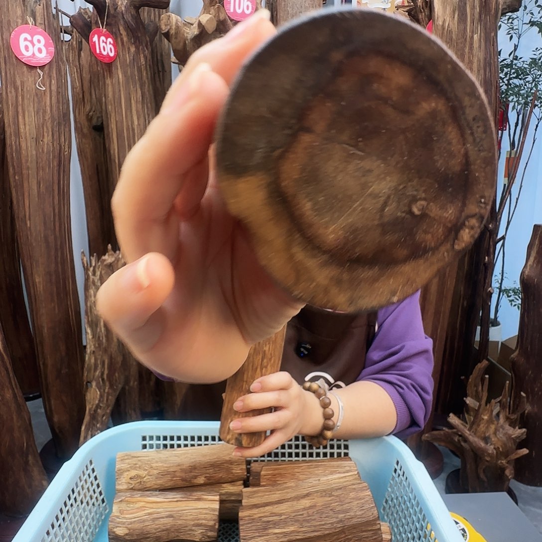 沉香沉香枕沉香原材料，沉香摆件