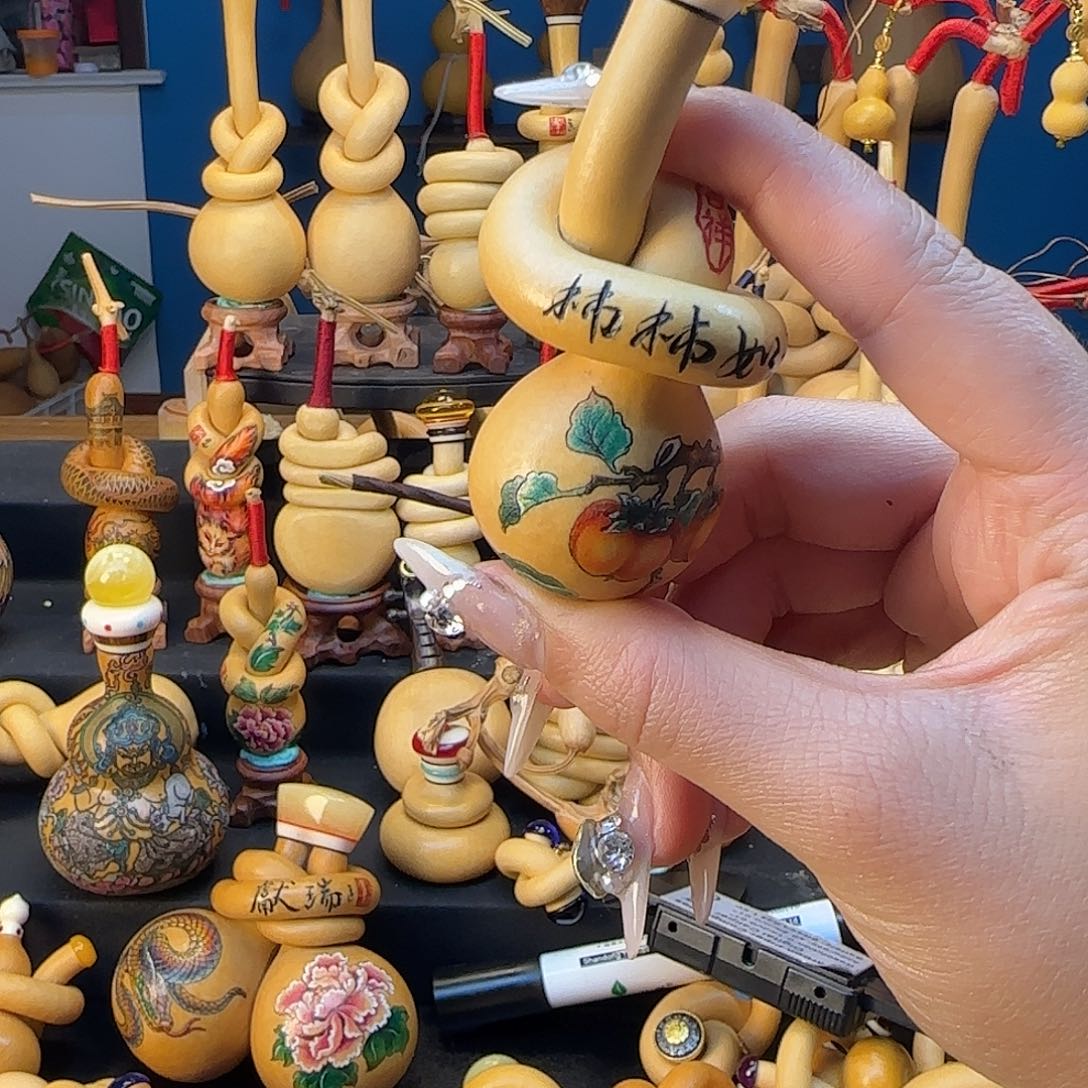 鲨****我50000000月1111111