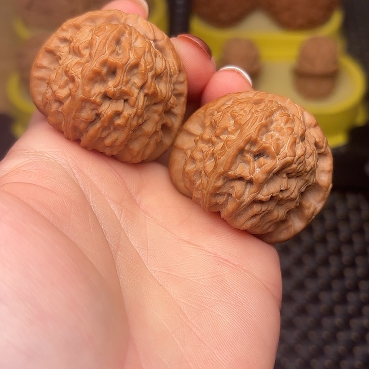 是****吊坠文玩核桃42红皮白狮子