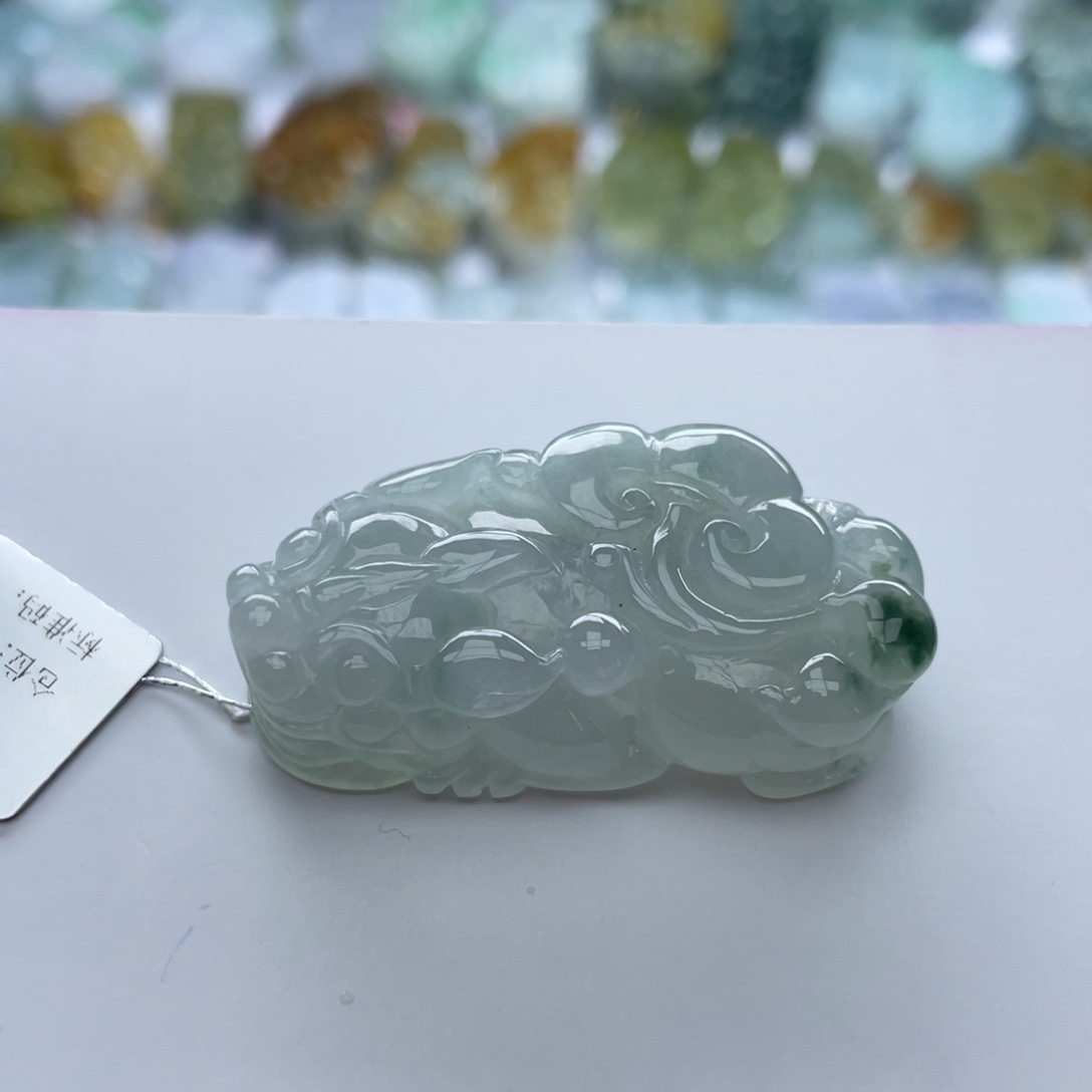 翡翠颈饰未镶嵌貔貅