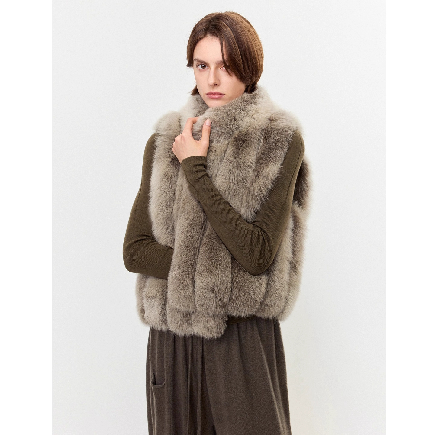 2025新款秋冬季欧美风新款高级感环保毛毛马夹毛毛外套女坎肩背心