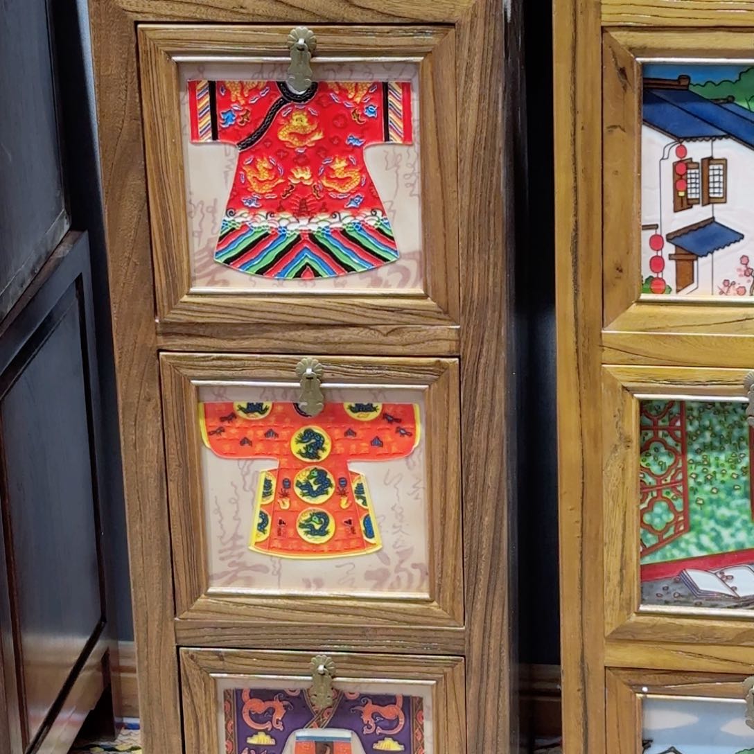 瓷片90.33.33老榆木三斗柜微瑕