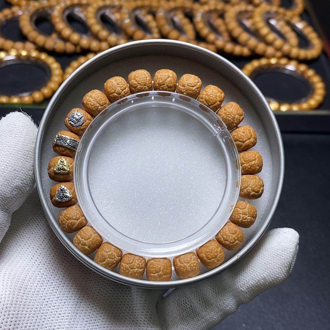 猴头核桃手串四标饕餮 10左右 全品 220号