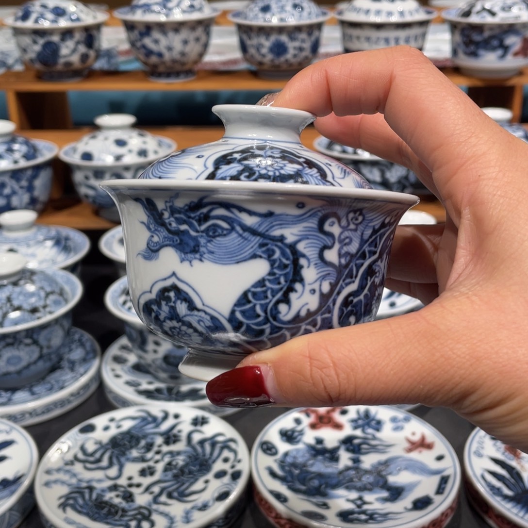 景德镇陶瓷手工制作