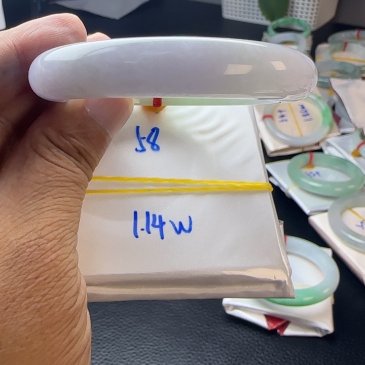 未镶嵌手镯翡翠翡翠手镯