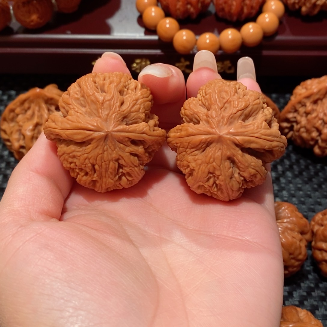 文玩核桃把件大粗筋