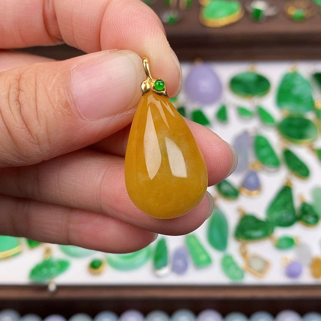 翡翠18K金镶嵌吊坠(不含链)