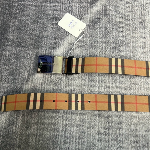 95新 BURBERRY/博柏利 Burberry格纹腰带