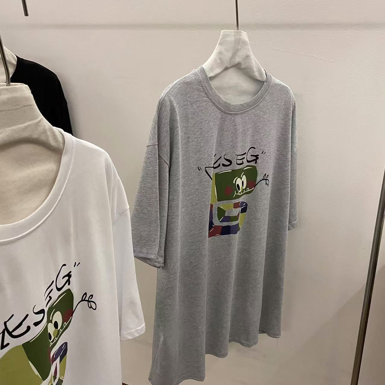 33推荐 Y+#2868 FL 日系牛涂鸦T恤 2025-07-07