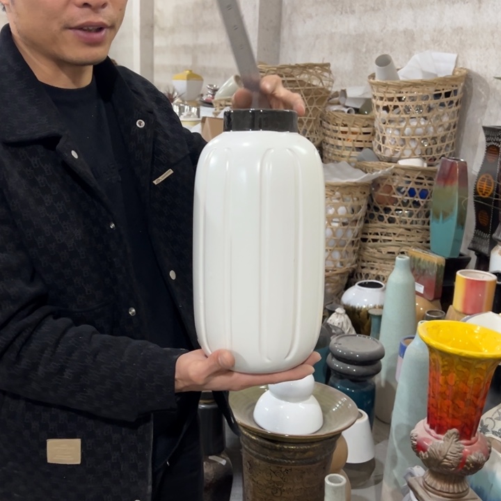 瓶高度32厘米口径7厘米微瑕捡漏