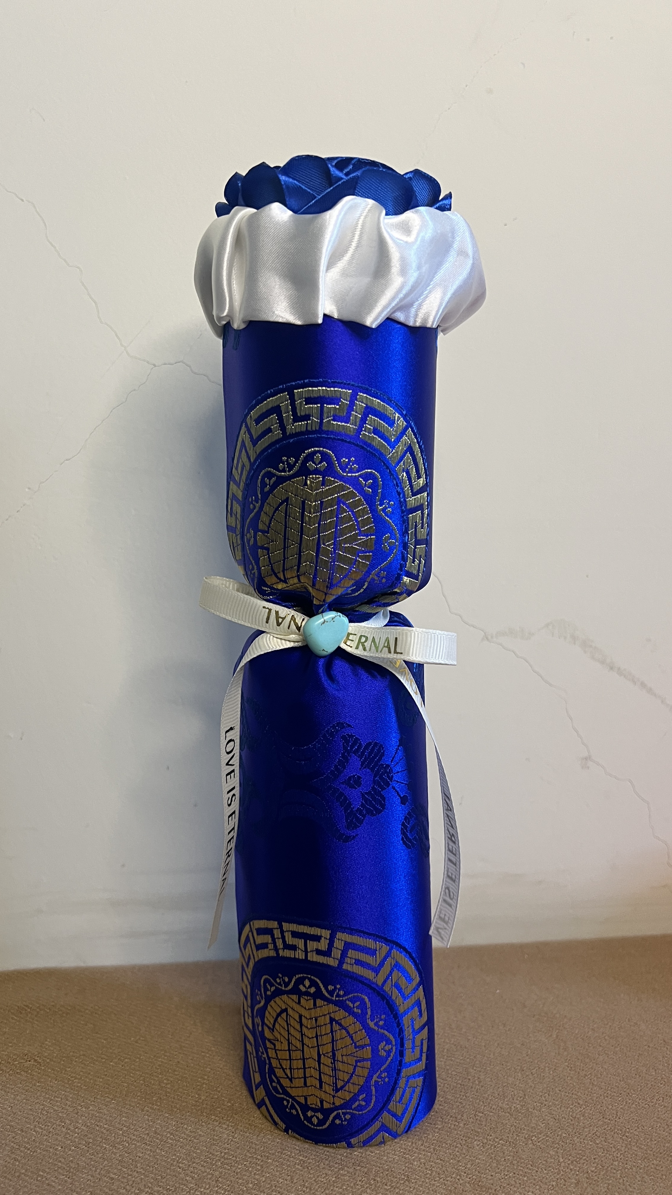 藏式手工单只圆筒花束精美独特