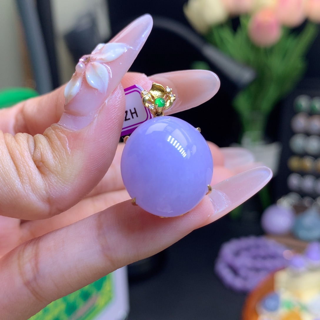 翡翠18K金镶嵌颈饰天然