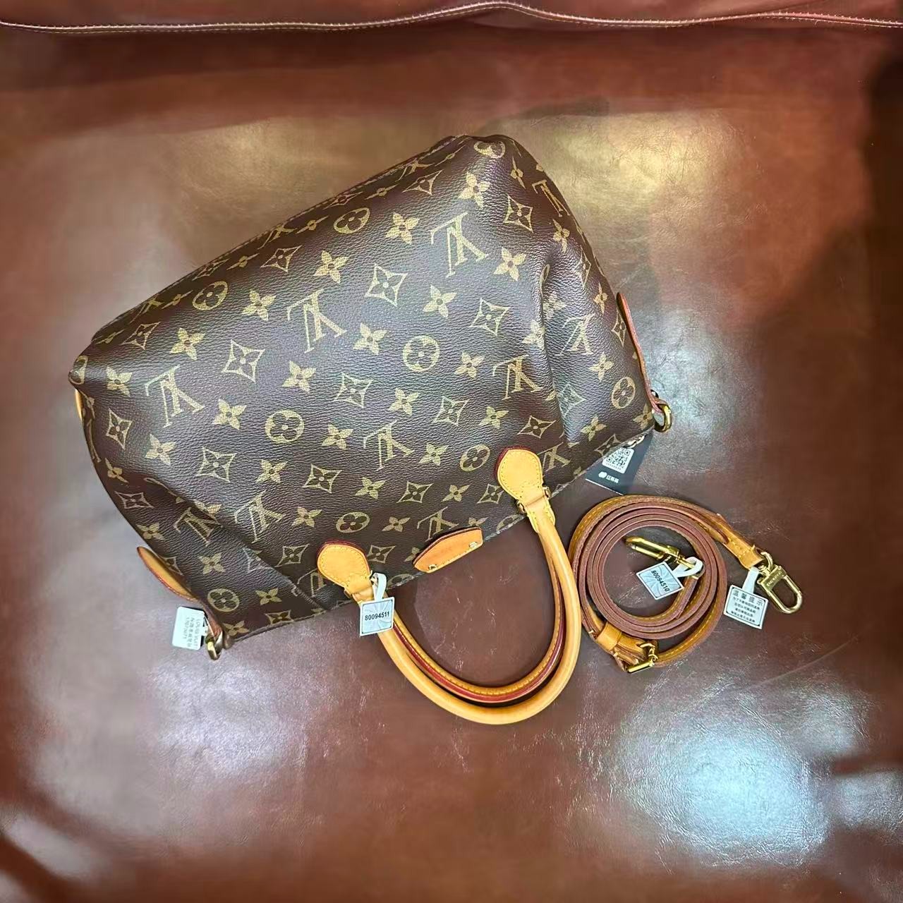 95新 LouisVuitton/路易威登 二弟/2D30/9302/单肩包