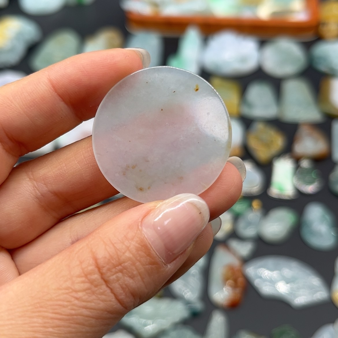 【闪购商品】翡翠颈饰未镶嵌无事牌