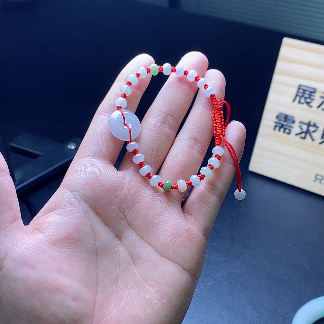 翡翠手链未镶嵌天然翡翠