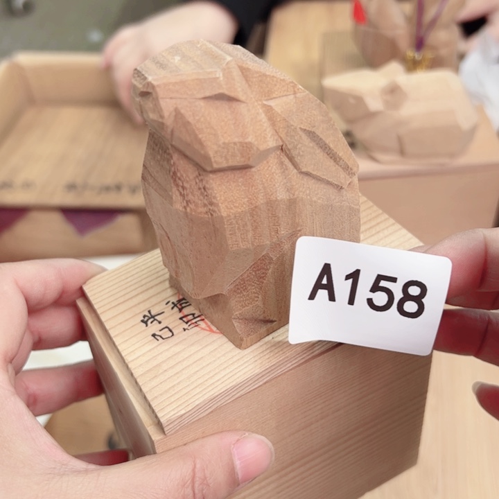 摆件兔子一个瓷器默认微瑕