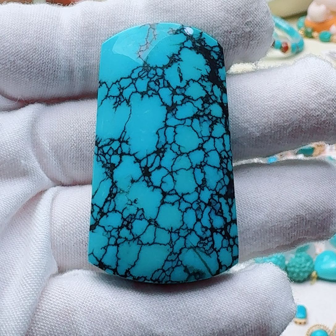 绿松石未镶嵌珠宝奇石高瓷高蓝厚实无事牌