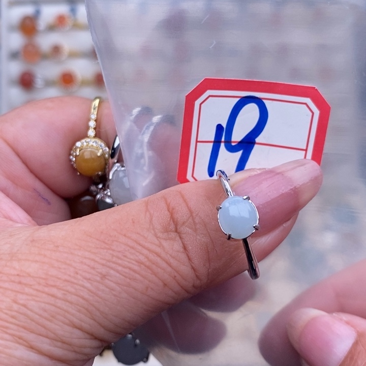 未镶嵌戒指翡翠缅甸