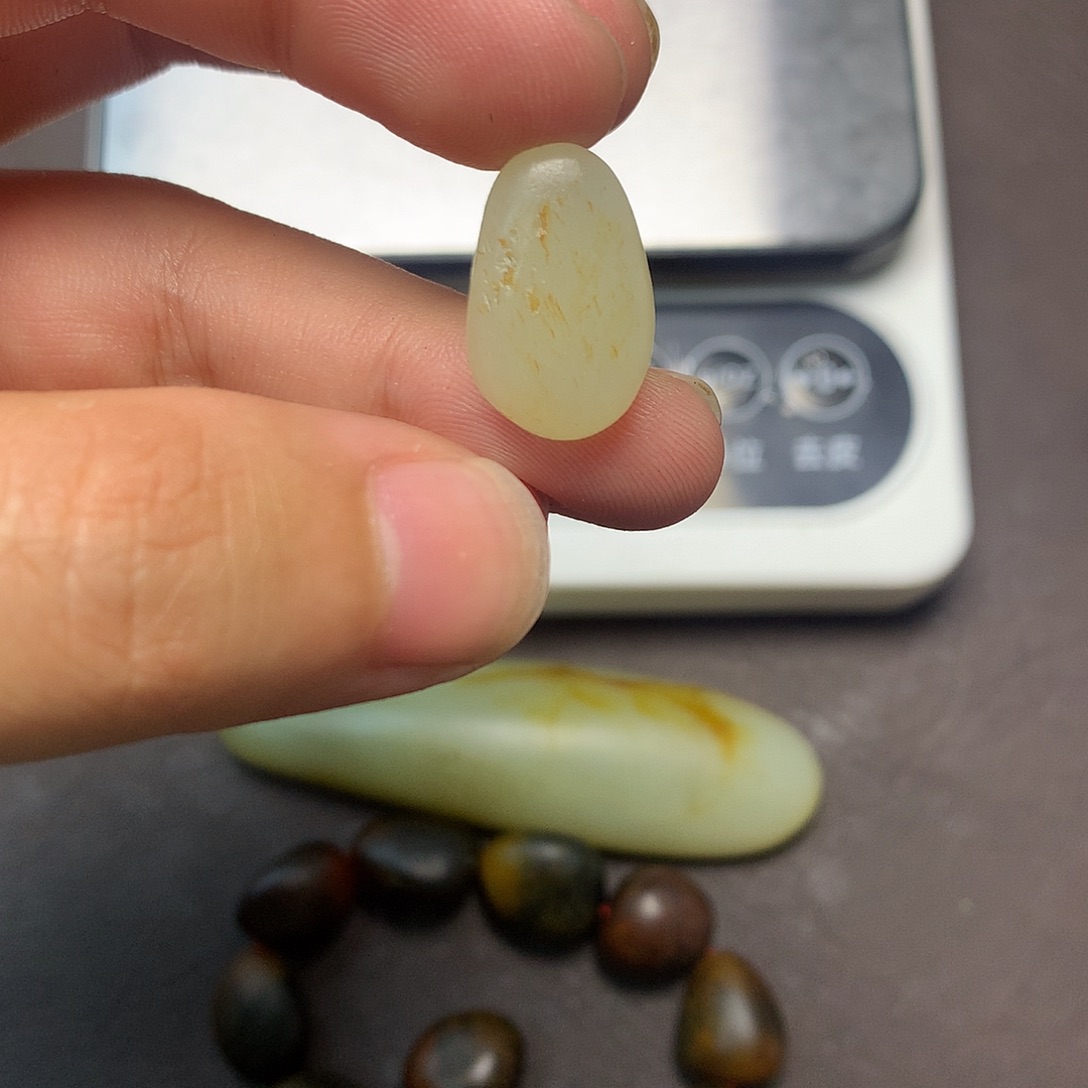 和田玉（糖玉）未镶嵌挂件