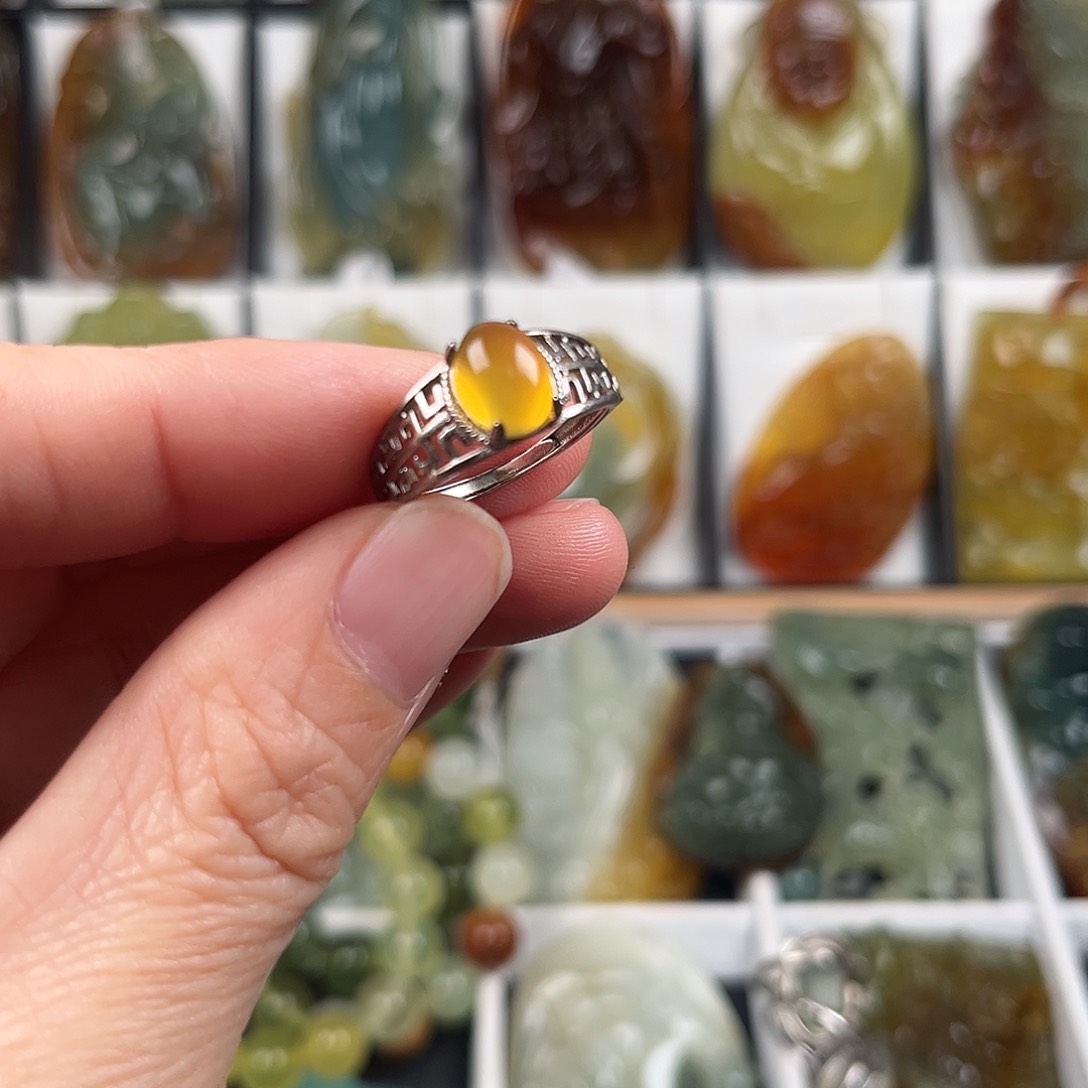 蛇纹石玉戒指银S925镶嵌浩**谁