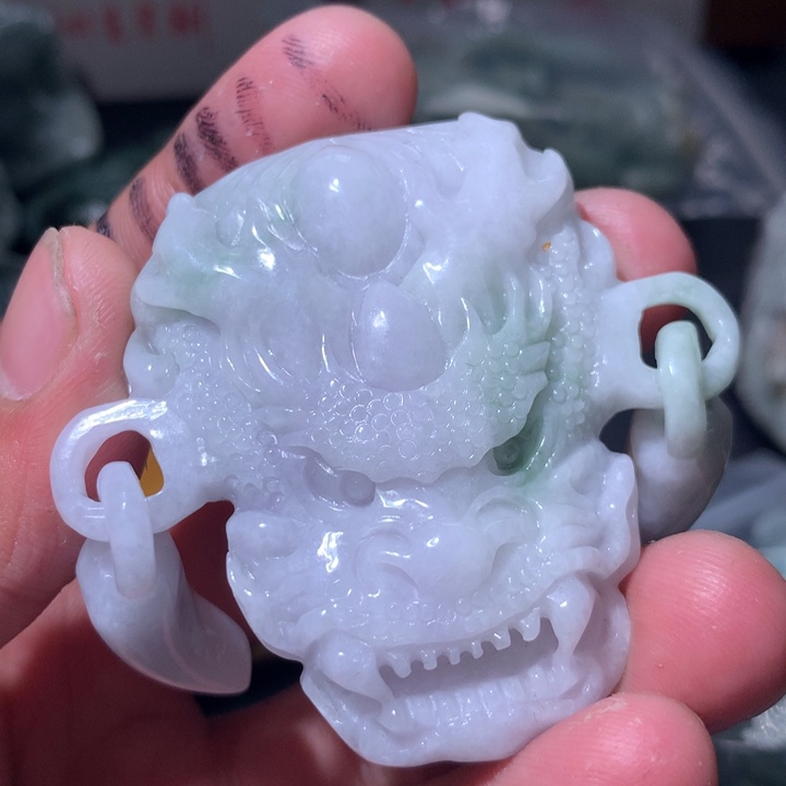 翡翠未镶嵌颈饰保真天然a货翡翠